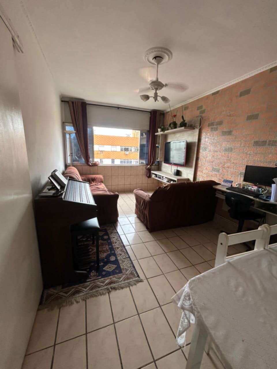 OPORTUNIDADE 2 DORMITORIOS ,,,,   VAGA DEMARCASA