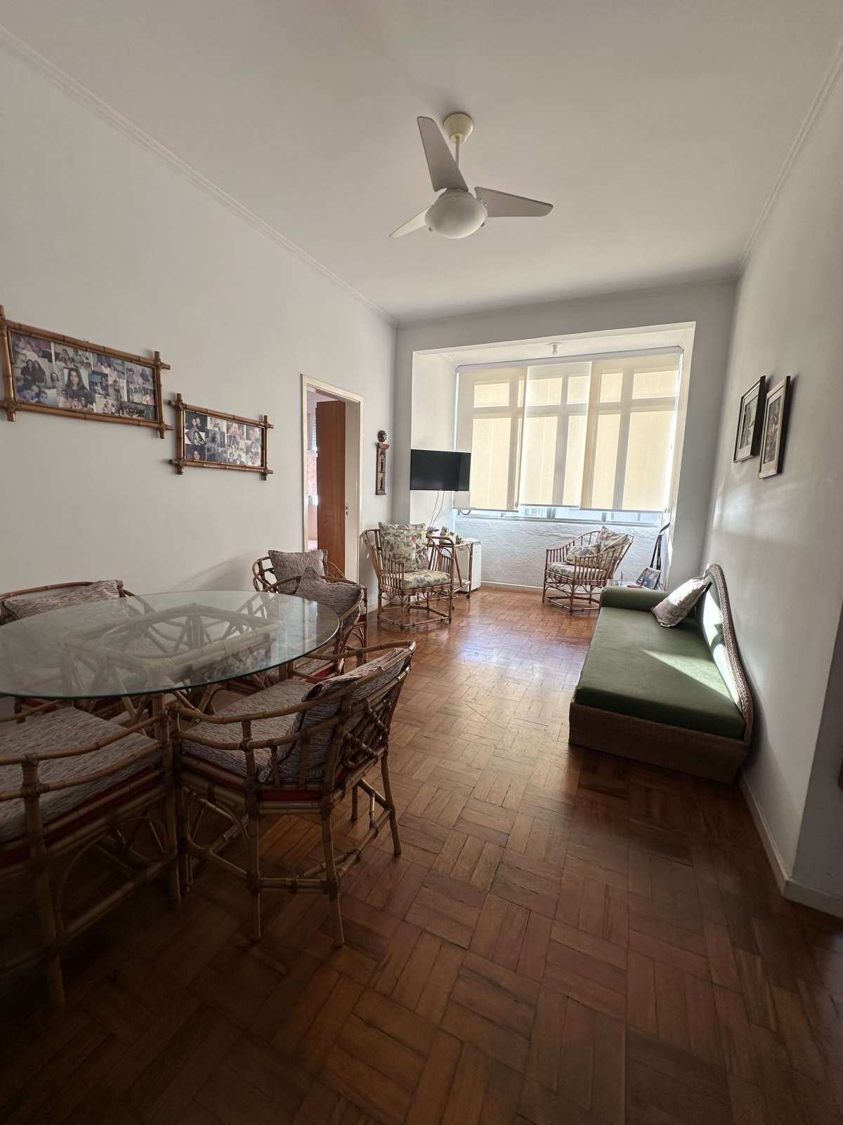 Apartamento à venda em Santos, Aparecida, com 2 quartos, 80m²