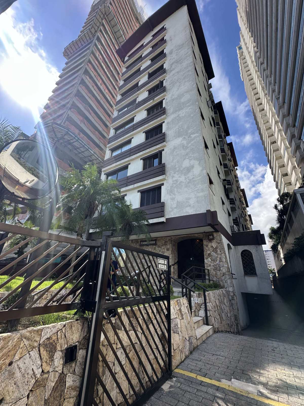 Apartamento à venda em Santos, Gonzaga, com 2 quartos, 80m²