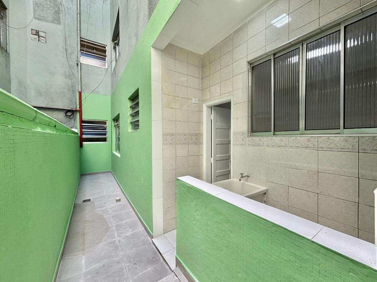 Apartamento à venda em Santos, Embaré, com 2 quartos, 74m²