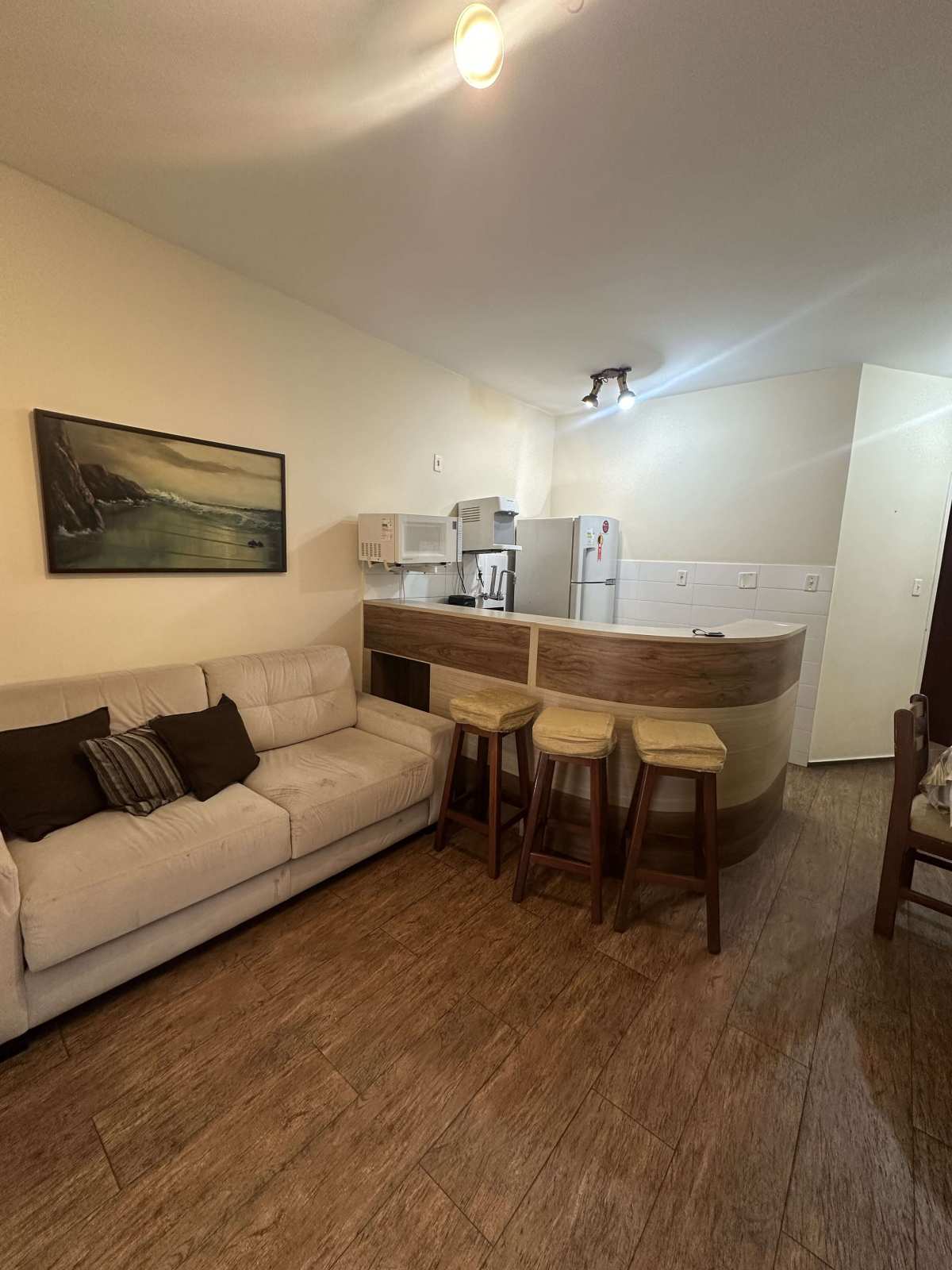 Apartamento de luxo para alugar em Santos, Gonzaga, com 1 quarto, 50m²