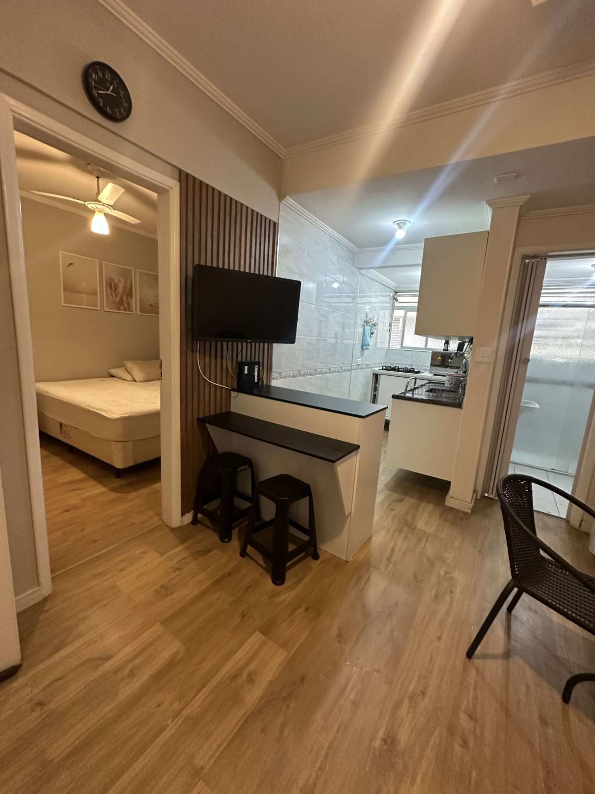 Belíssimo 1 dormitório !!’  Porteira fechada quadra mar